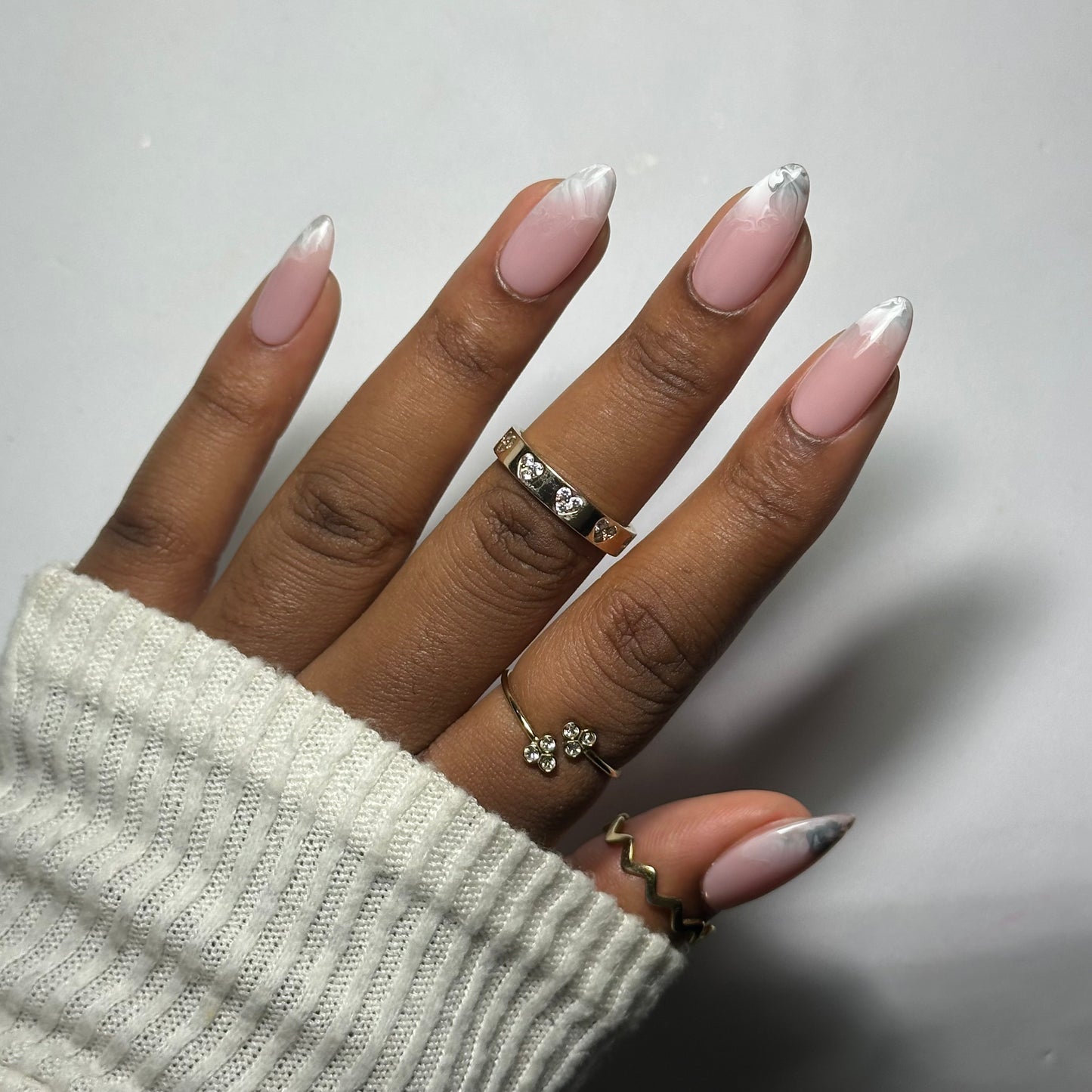 Smokey Press On Nails