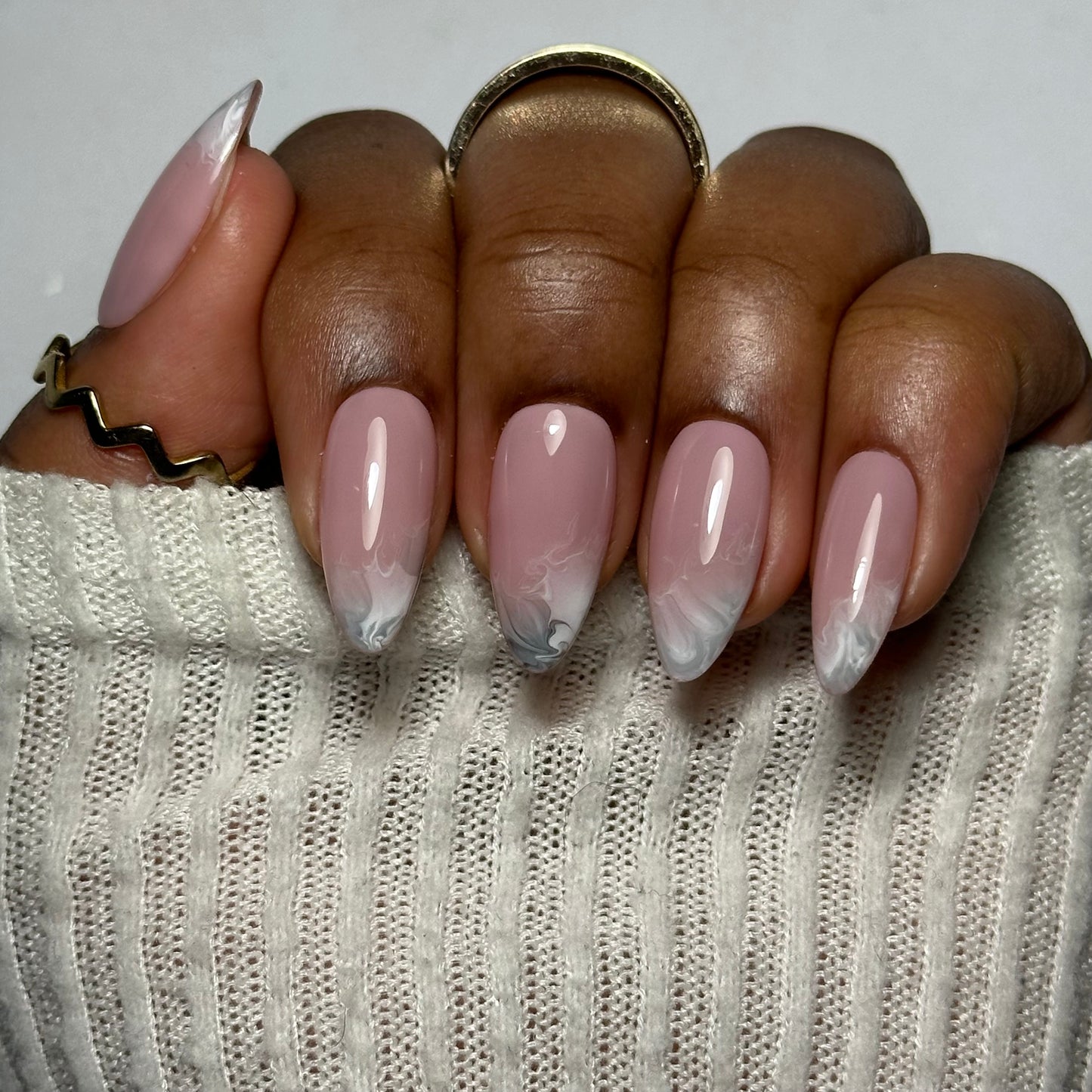 Smokey Press On Nails
