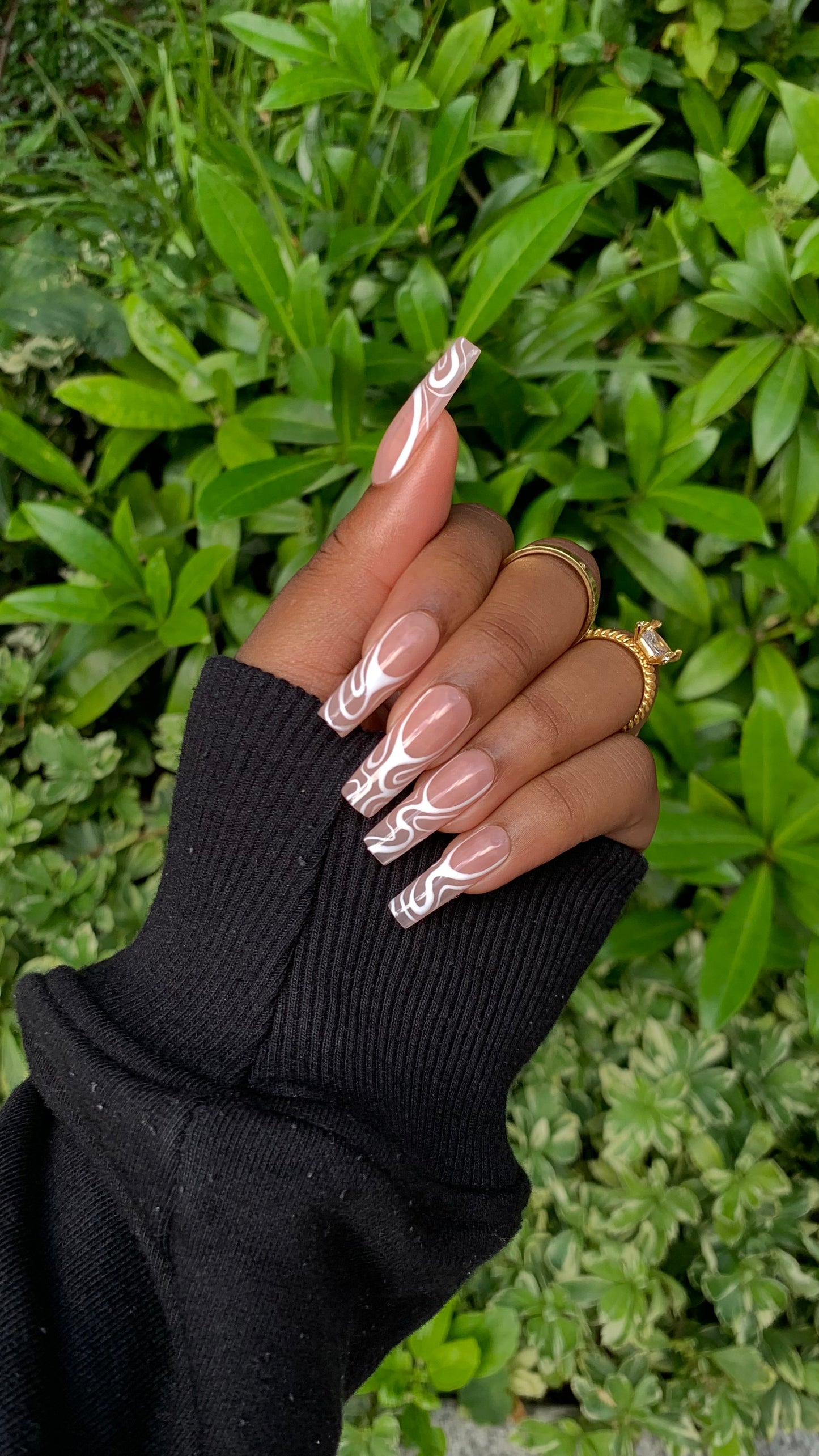 Tipsy Press On Nails