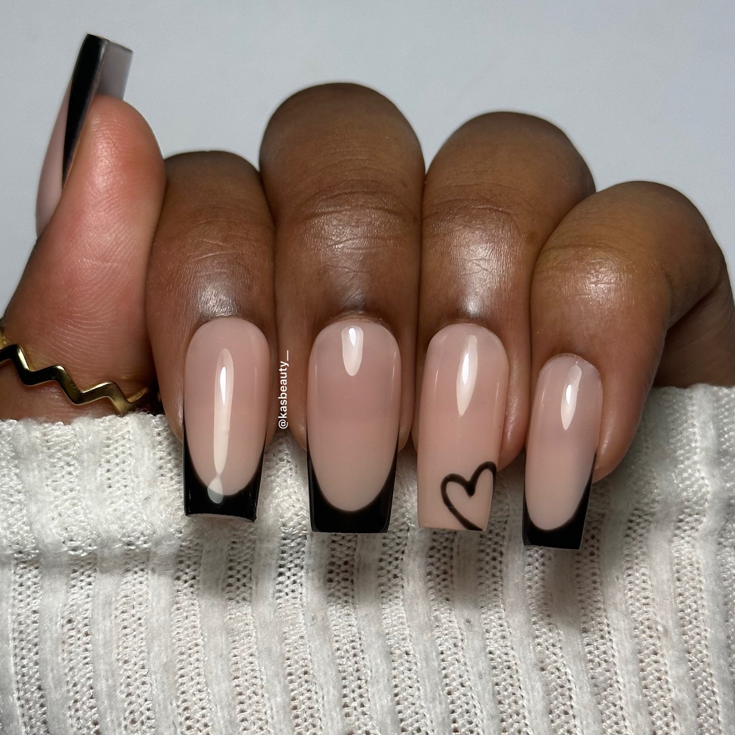 Tori Press On Nails