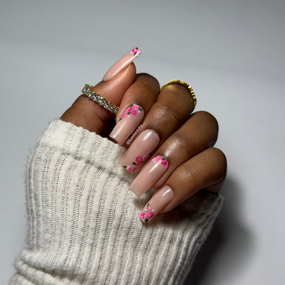 Rosie Press On Nails